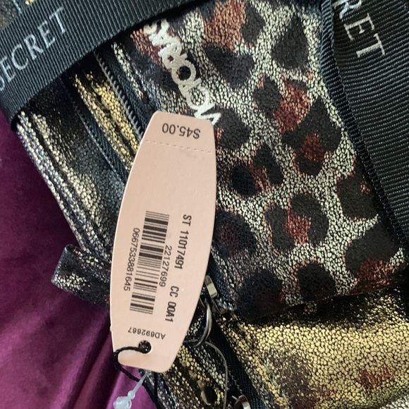 Brand new make up bags - Picture 3 of 3